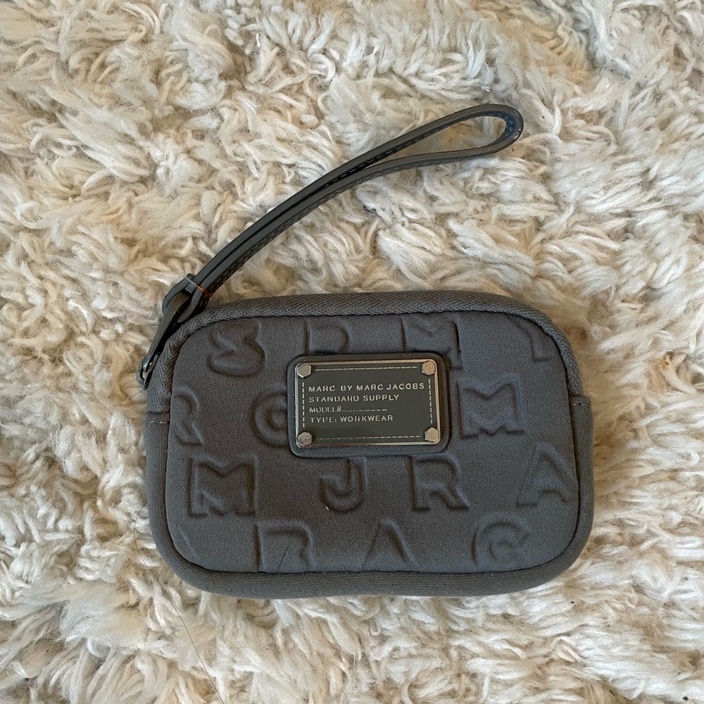 Marc by Marc Jacobs Small Grey Zip Case Wallet